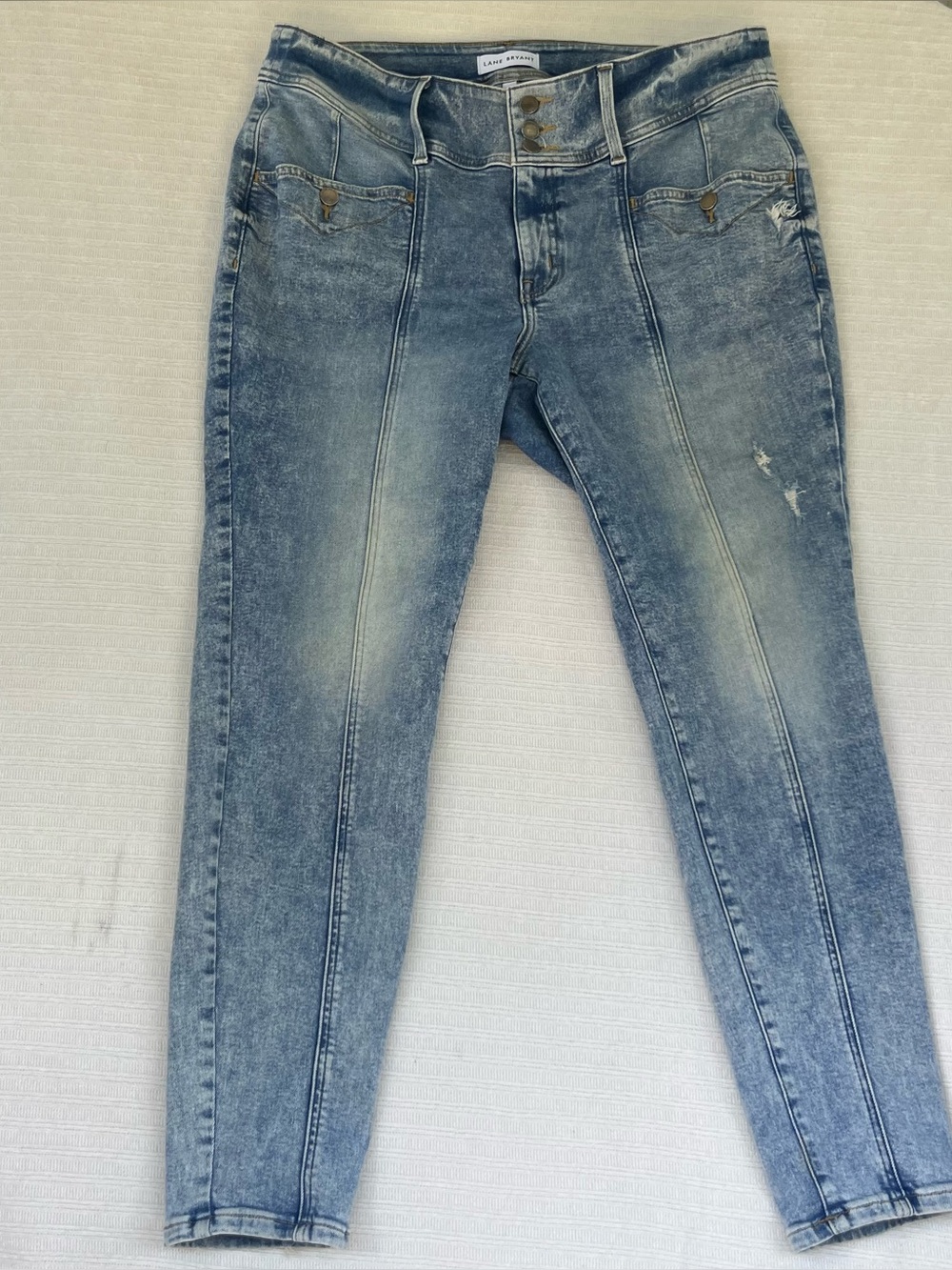 LANE BRYANT High Rise Jegging Jeans
Signature Fit Flex Magic Waistband
Stretch